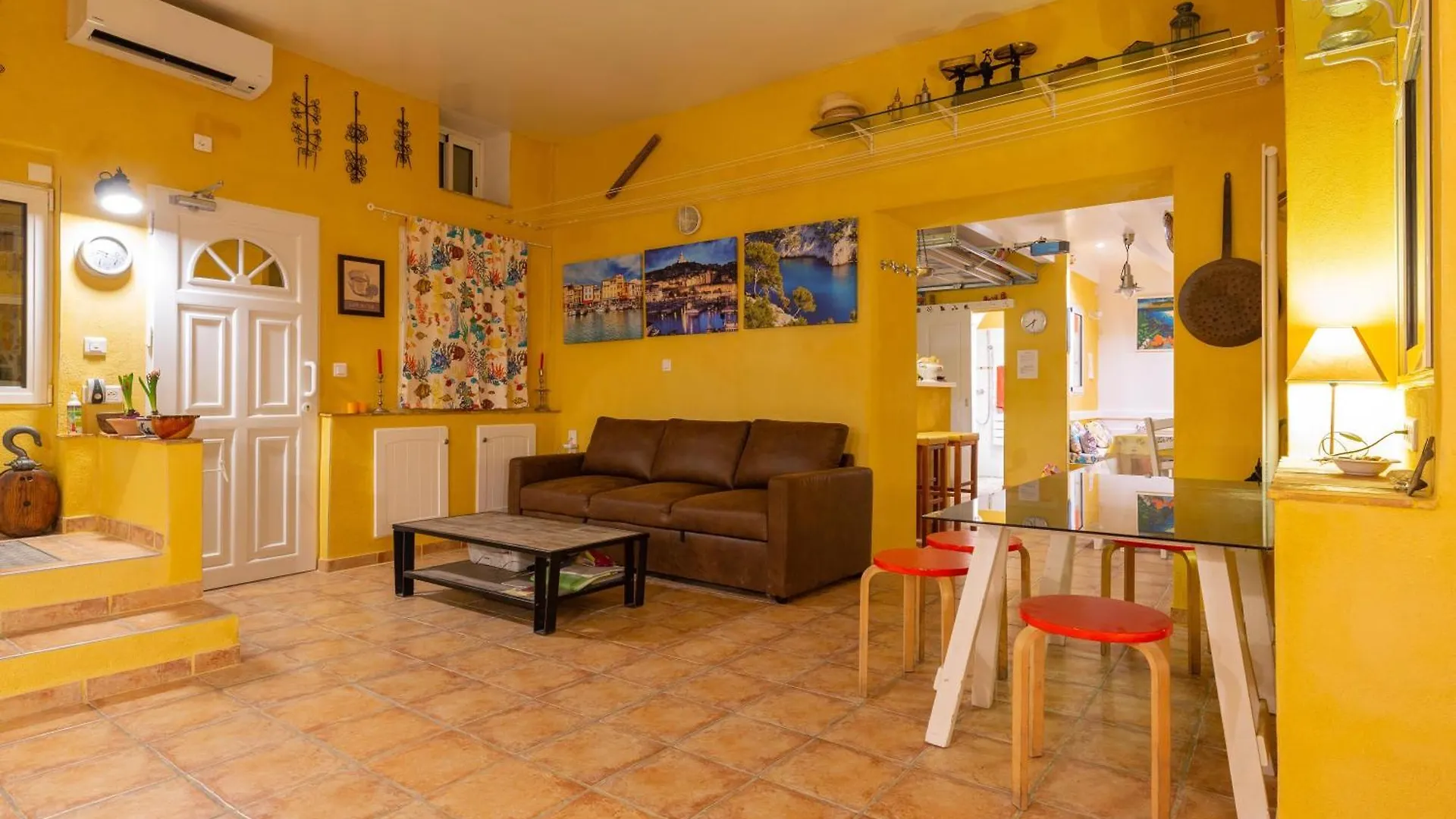 Dorm Hostel Camp Backpackers Marseilles 0*,  Frankreich